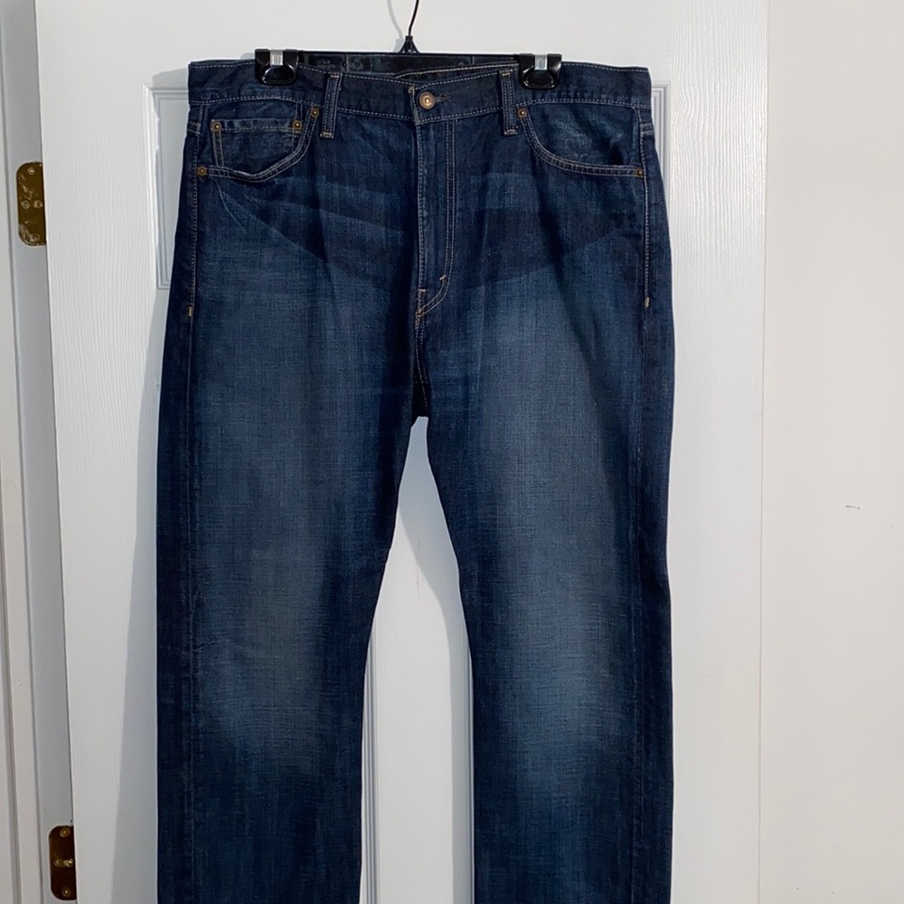 Gently Worn Men’s Levi’s 513 Jeans